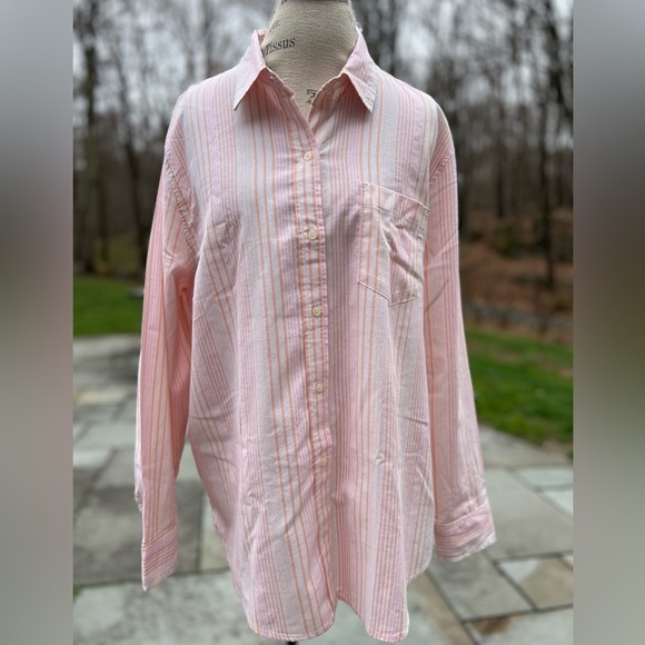 Gap easy stripe shirt. Color multi pink stripe. Size XL in excellent con… - Picture 2 of 14